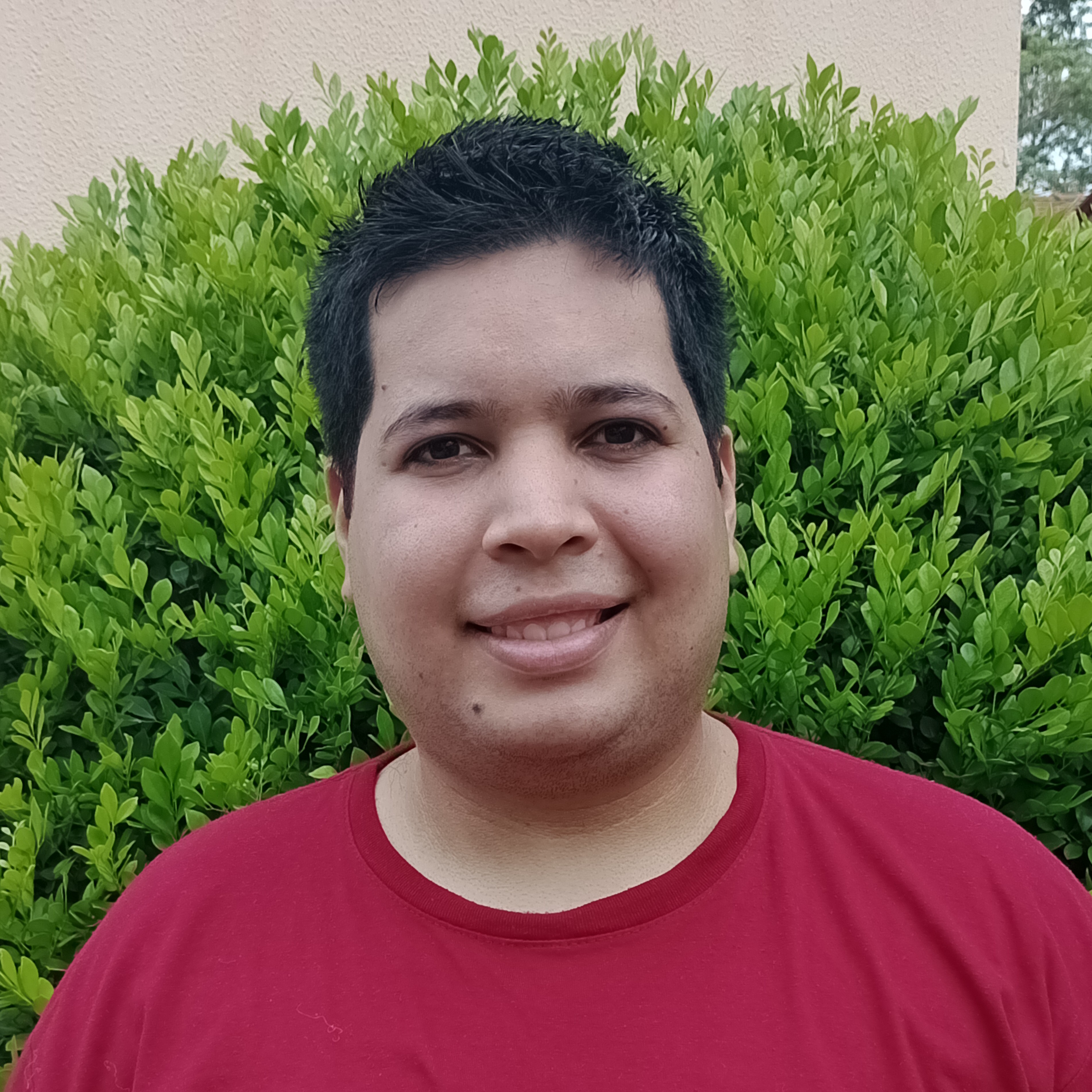 Manuel González profile